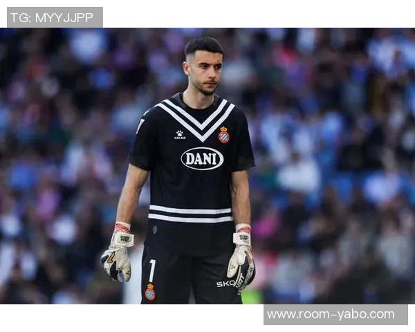 西班牙门将储备强大霍安加西亚尚未首秀乌奈西蒙拉亚领衔 西班牙门将储备强大霍安加西亚尚未首秀乌奈西蒙拉亚领衔